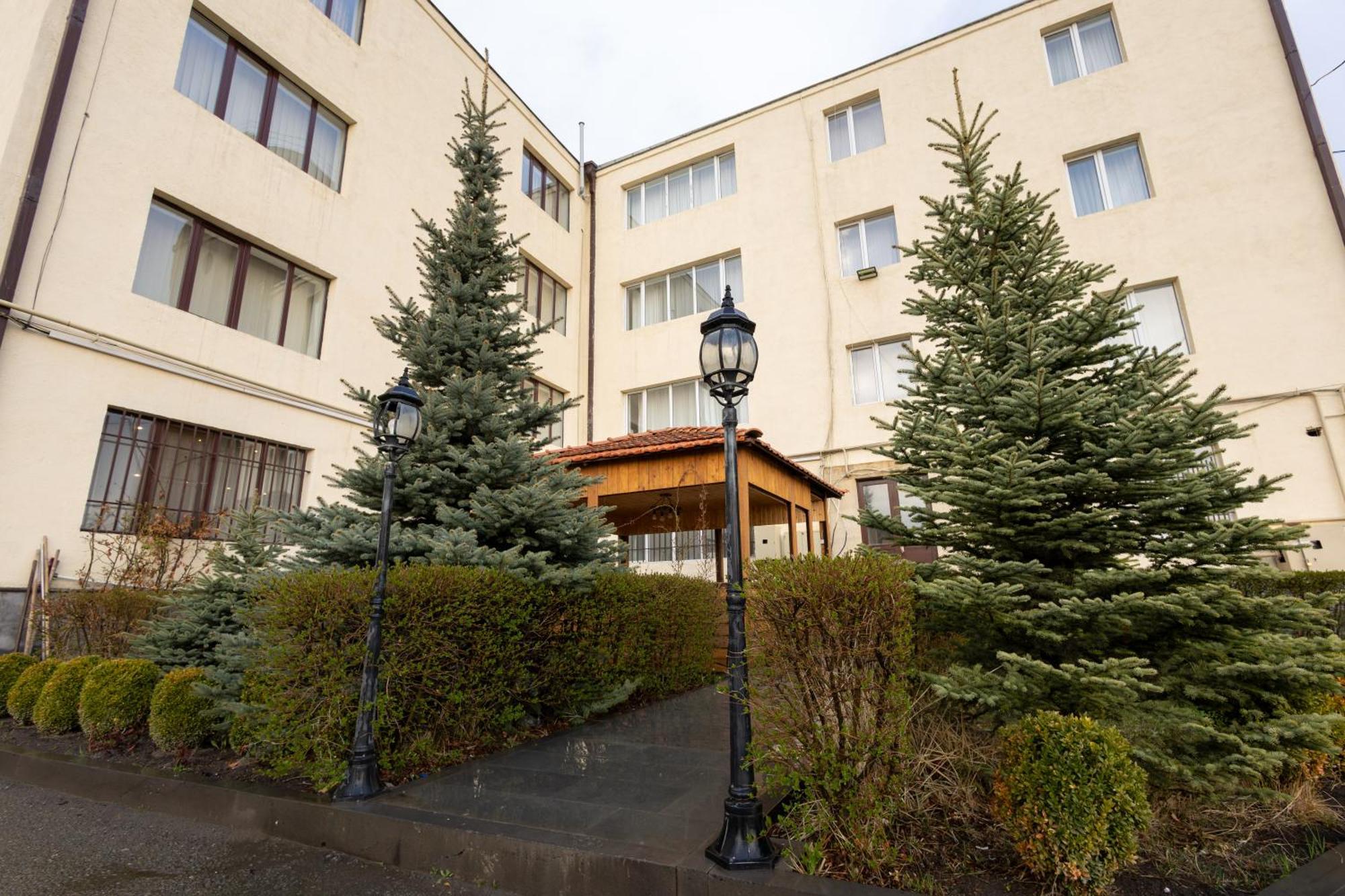 Gyumri Hotel Exterior photo