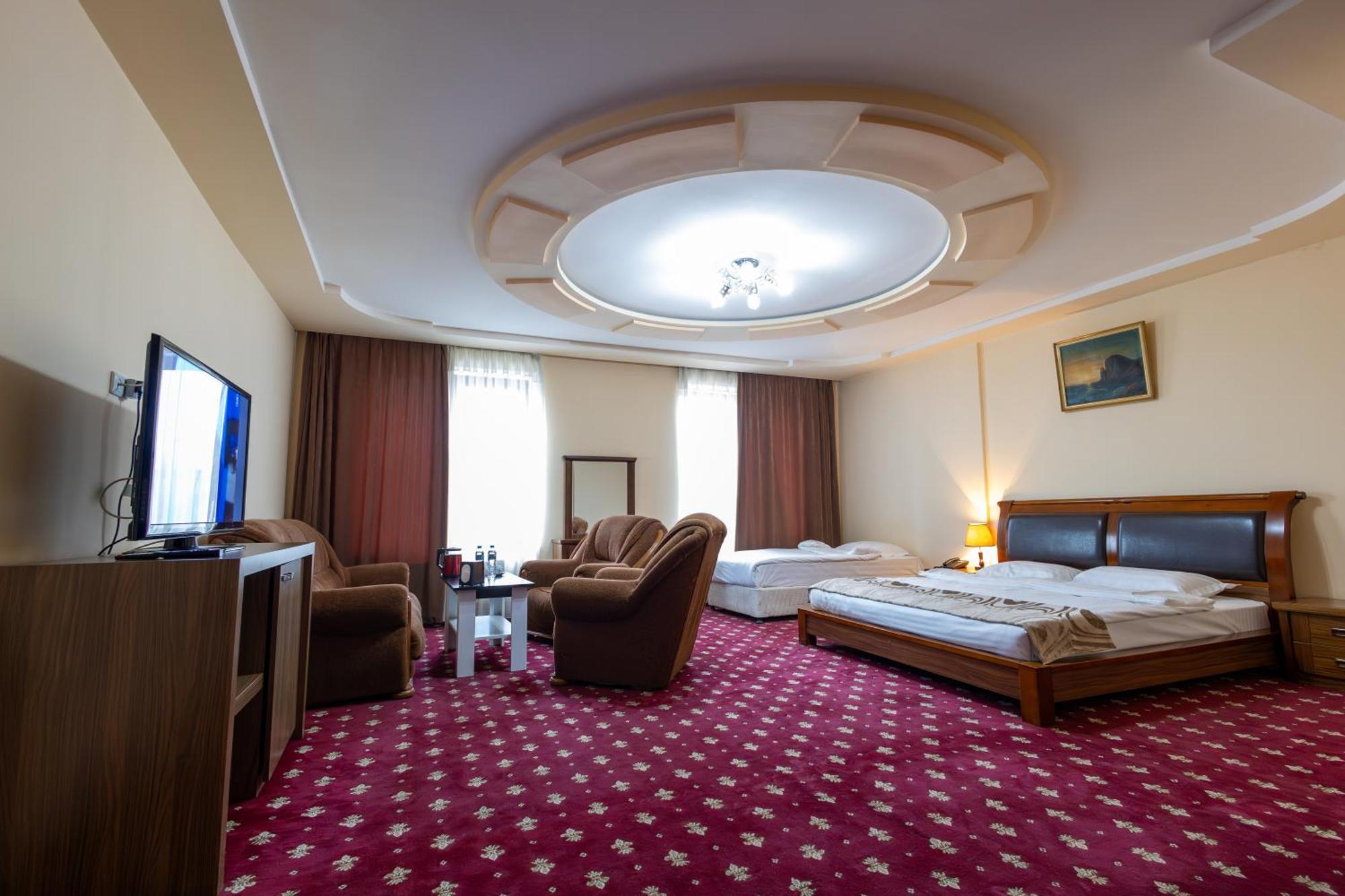 Gyumri Hotel Exterior photo